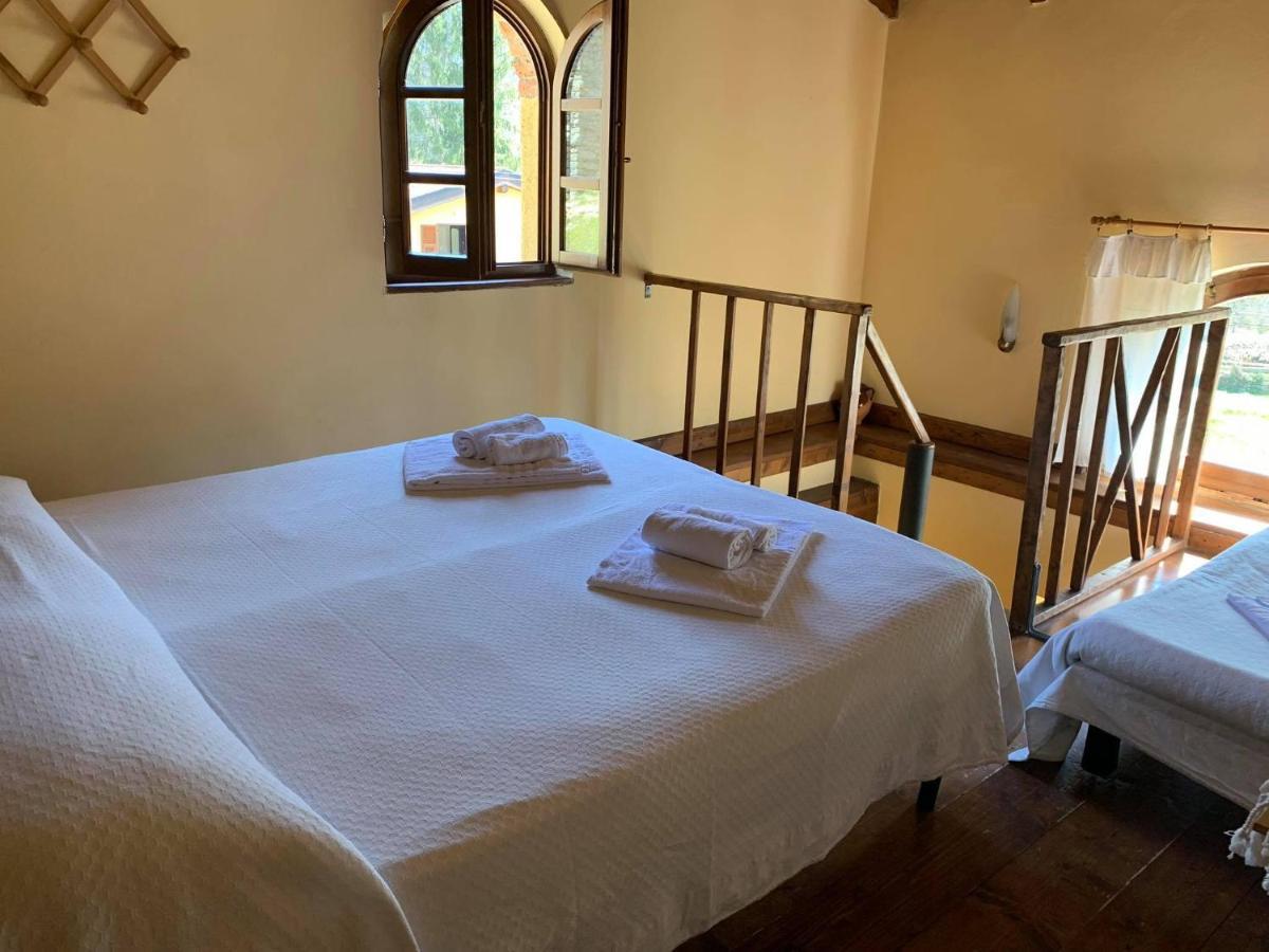 Agriturismo Il Poderetto Licciana Nardi エクステリア 写真