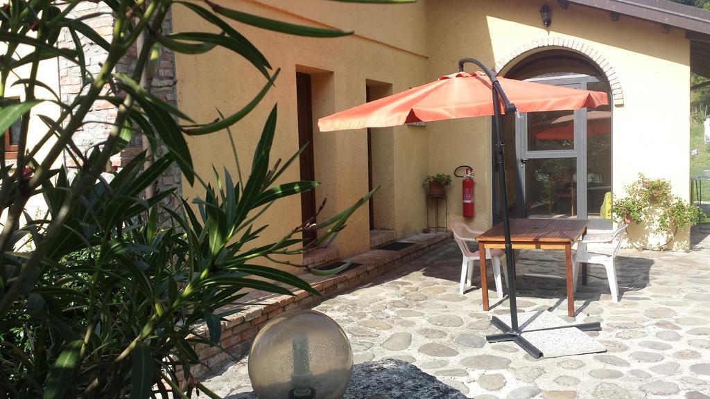 Agriturismo Il Poderetto Licciana Nardi エクステリア 写真