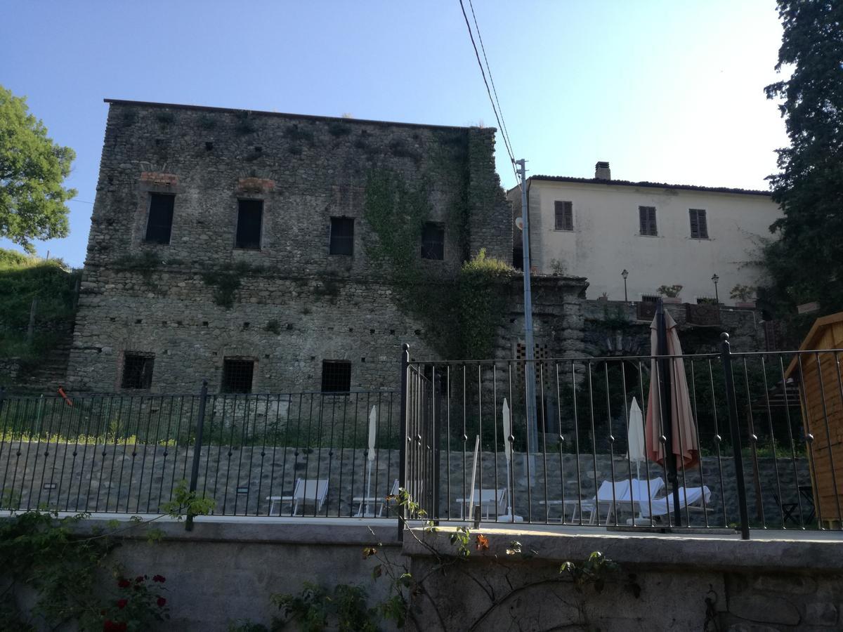 Agriturismo Il Poderetto Licciana Nardi エクステリア 写真